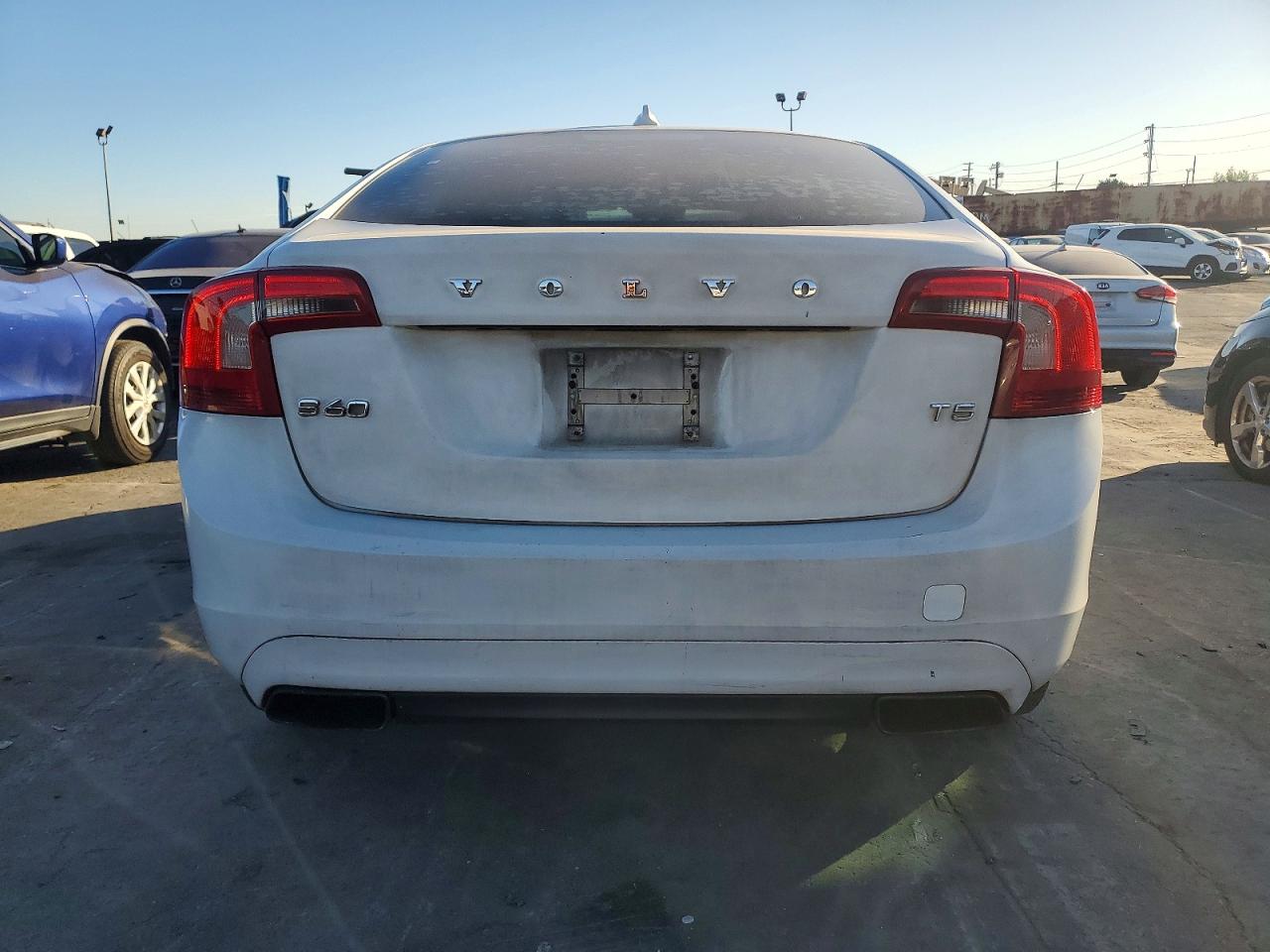 2014 VOLVO S60