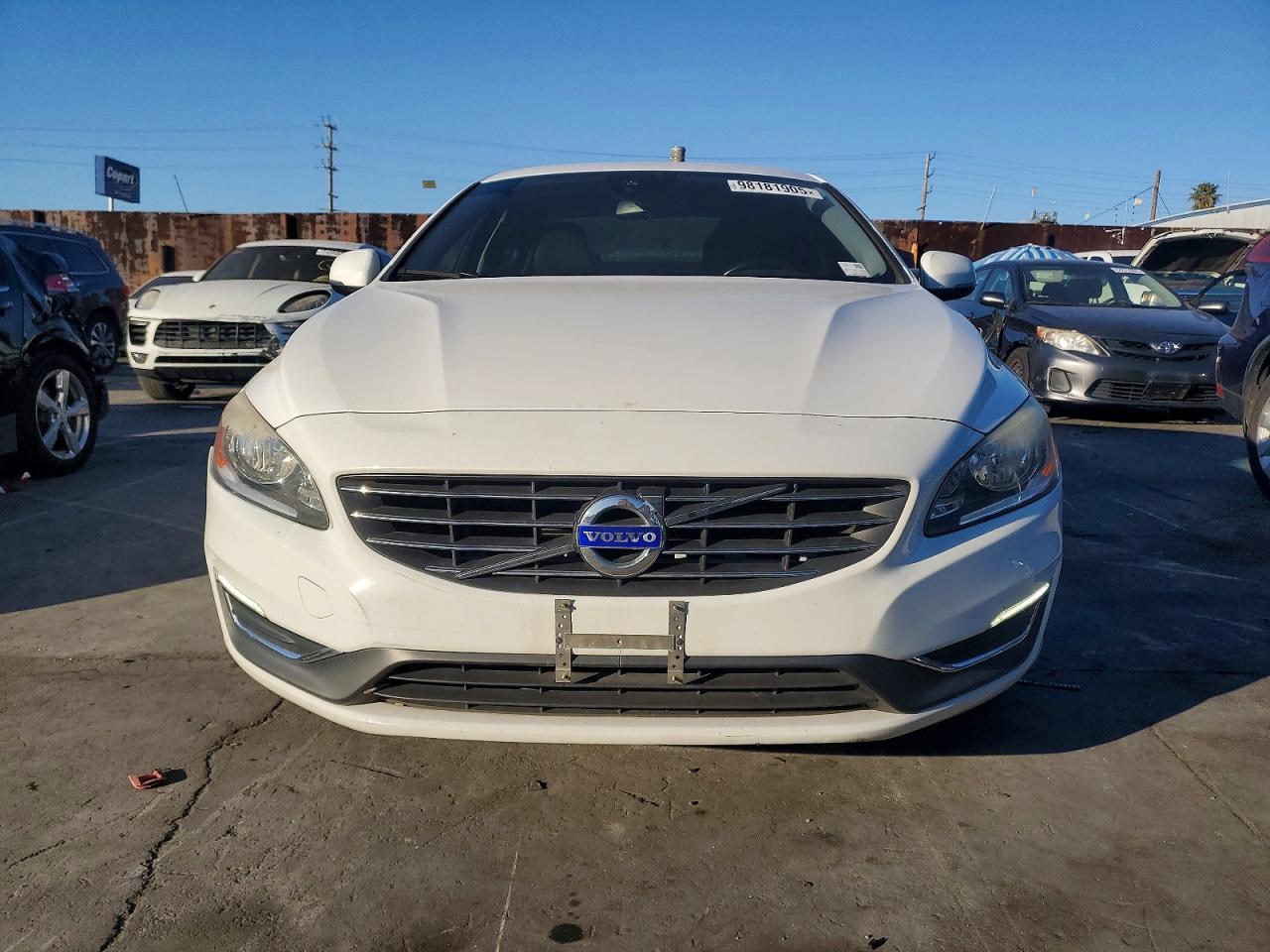2014 VOLVO S60