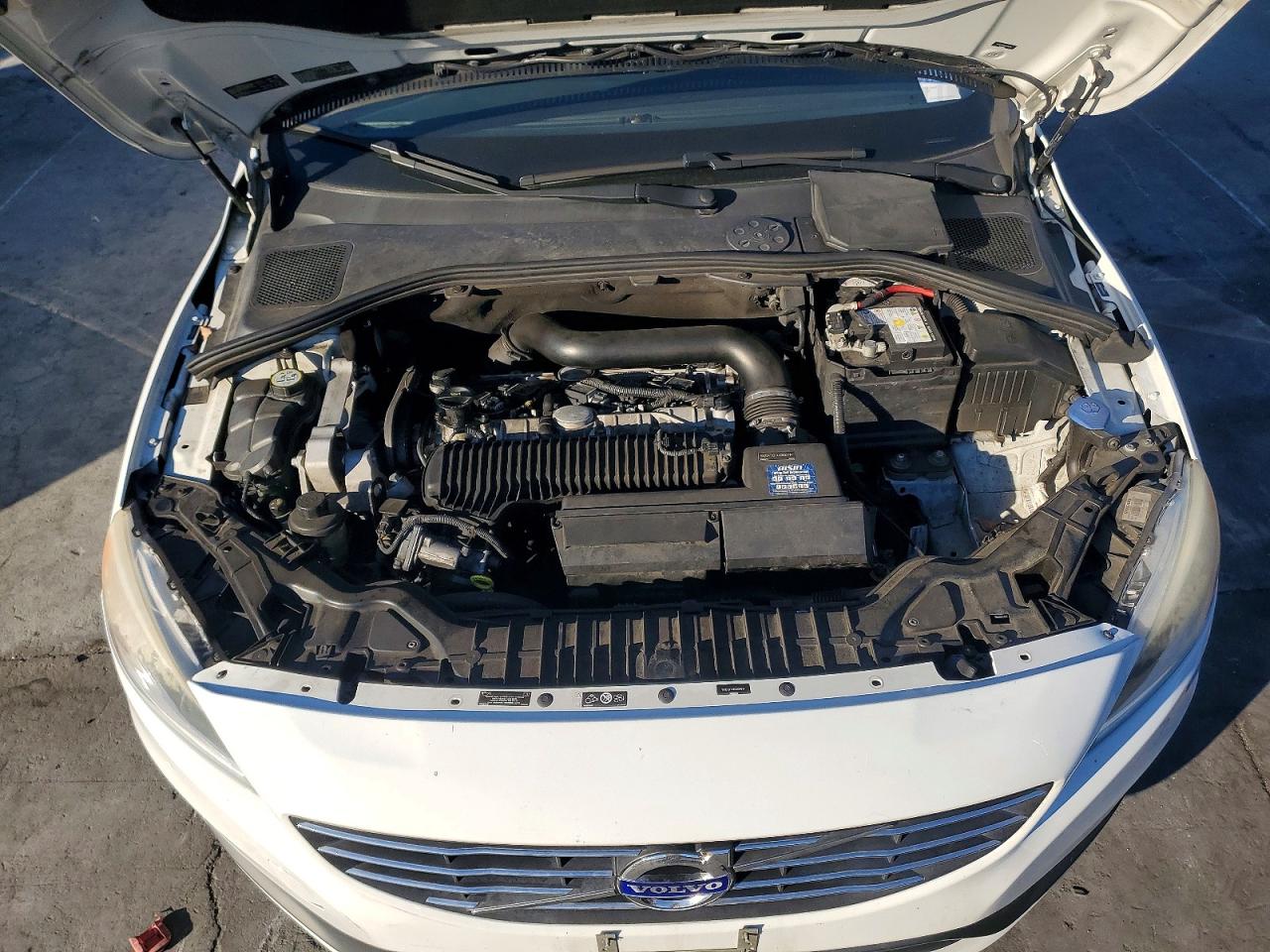 2014 VOLVO S60