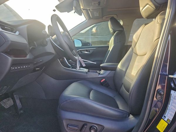 2023 TOYOTA RAV4 Limited