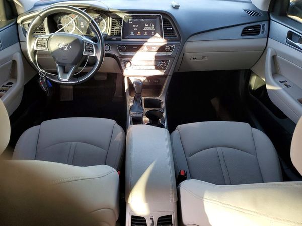 2019 HYUNDAI SONATA