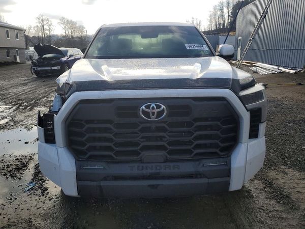 2024 TOYOTA TUNDRA