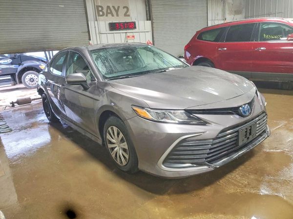 2023 TOYOTA CAMRY LE — Passenger 3/4