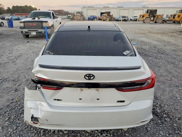 2025 TOYOTA CAMRY