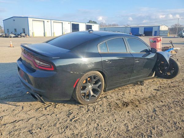 2017 DODGE CHARGER SXT