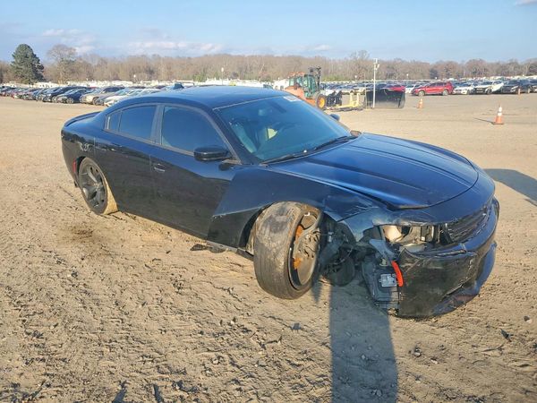 2017 DODGE CHARGER SXT