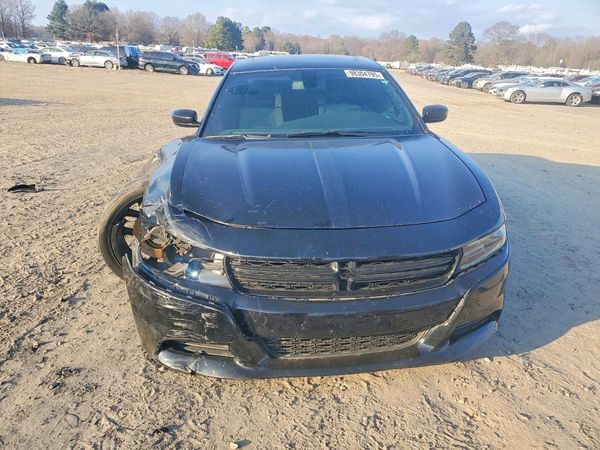 2017 DODGE CHARGER SXT