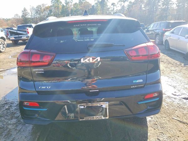 2022 KIA NIRO