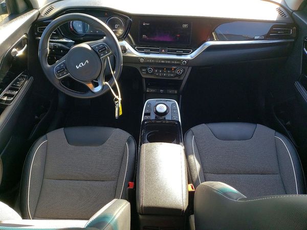 2022 KIA NIRO