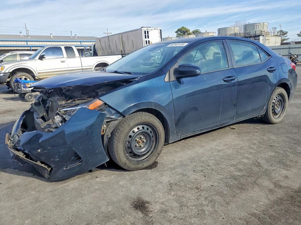 2017 TOYOTA COROLLA