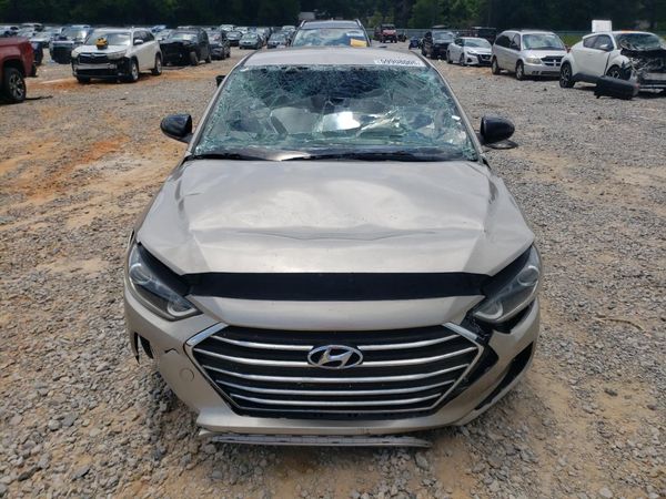 2017 HYUNDAI ELANTRA SE Base — DIRF