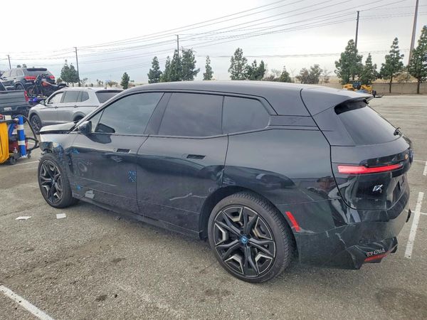2024 BMW IX xDrive50