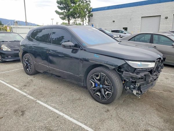 2024 BMW IX xDrive50