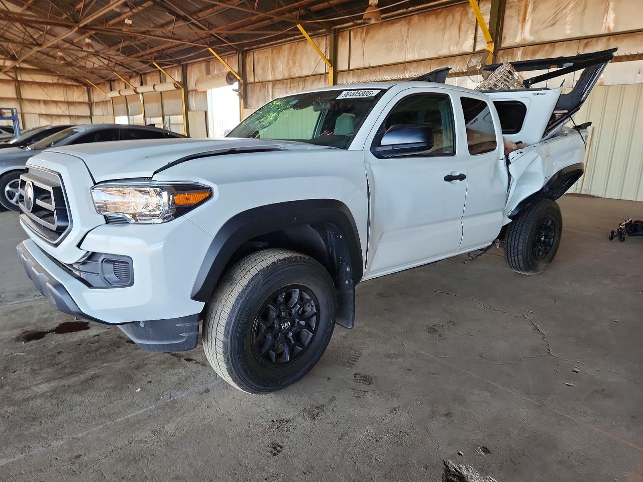 2022 TOYOTA TACOMA SR5