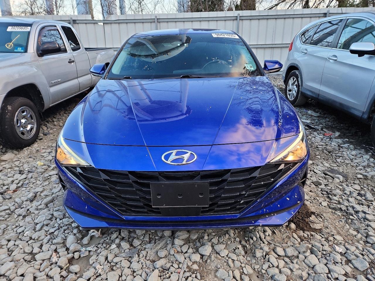 2023 HYUNDAI ELANTRA