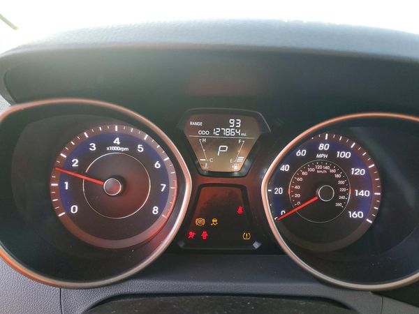 2012 HYUNDAI ELANTRA GLS(Middle grade)