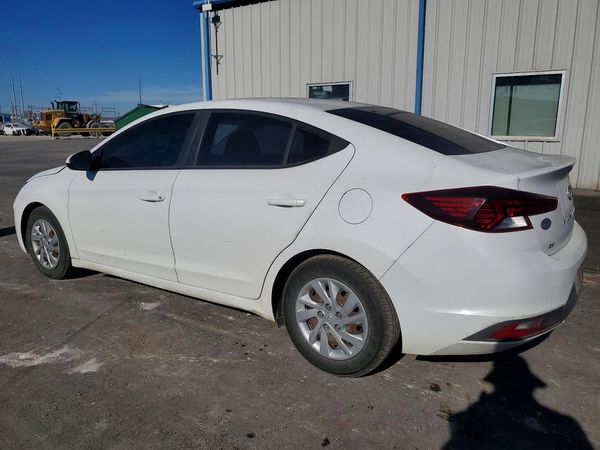 2019 HYUNDAI ELANTRA SE