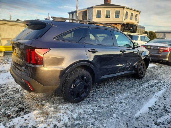 2025 KIA SORENTO