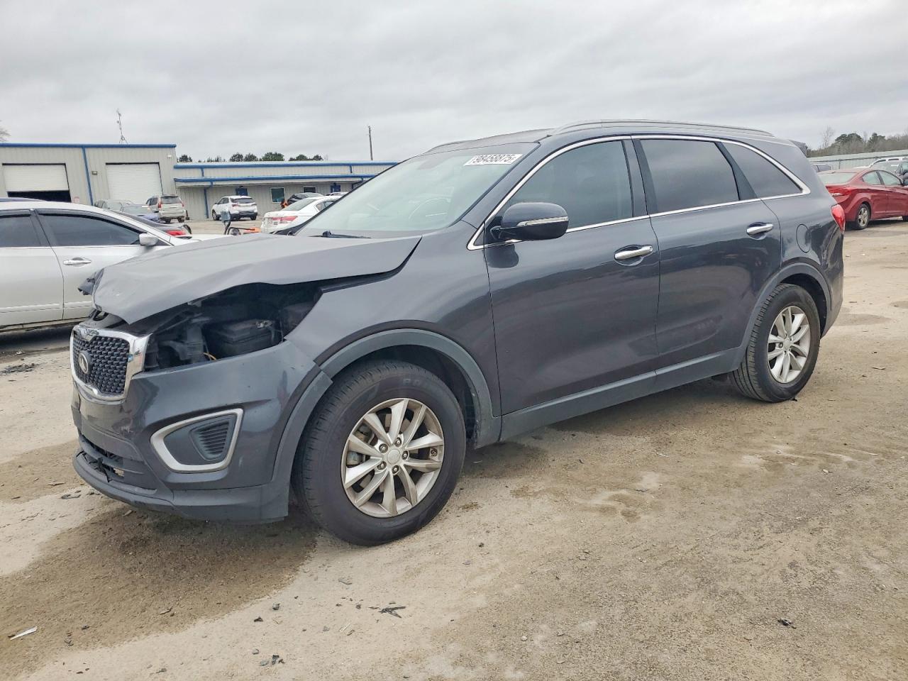 2016 KIA SORENTO L / LX