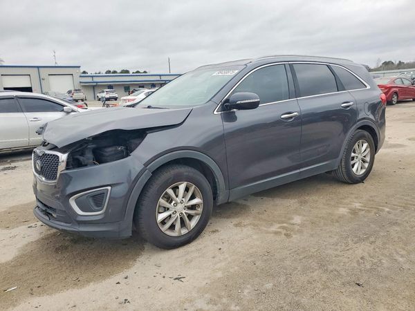 2016 KIA SORENTO L / LX