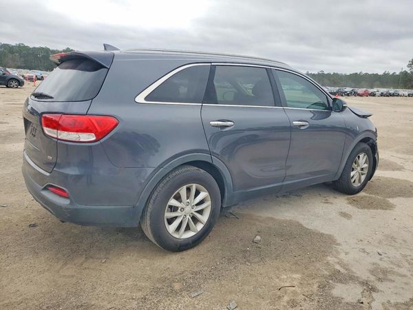2016 KIA SORENTO L / LX