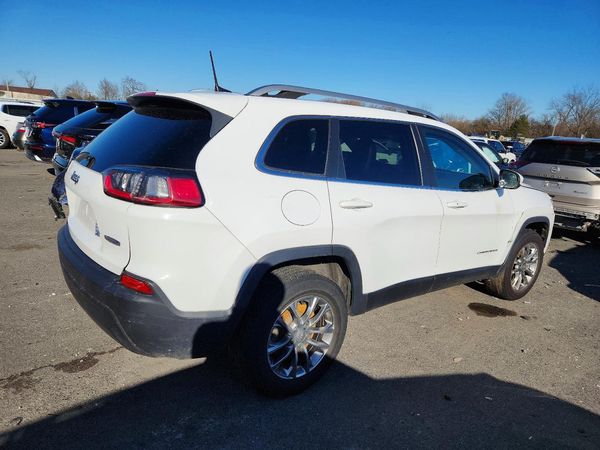 2019 JEEP CHEROKEE LATITUDE PLUS 4X4