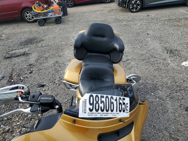 2017 HARLEY-DAVIDSON FLHTK