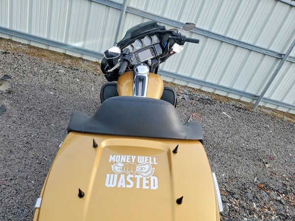2017 HARLEY-DAVIDSON FLHTK