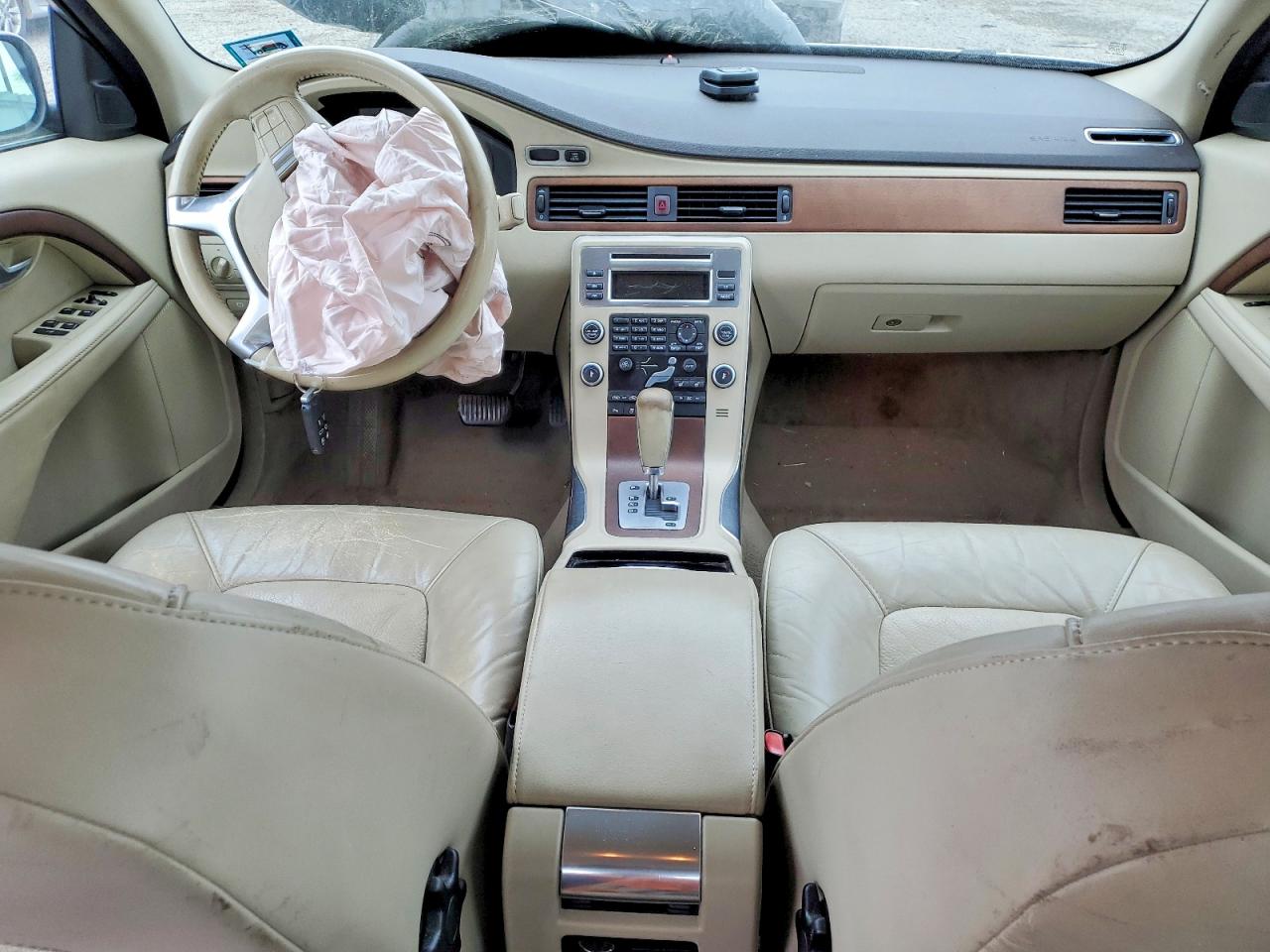 2010 VOLVO S80