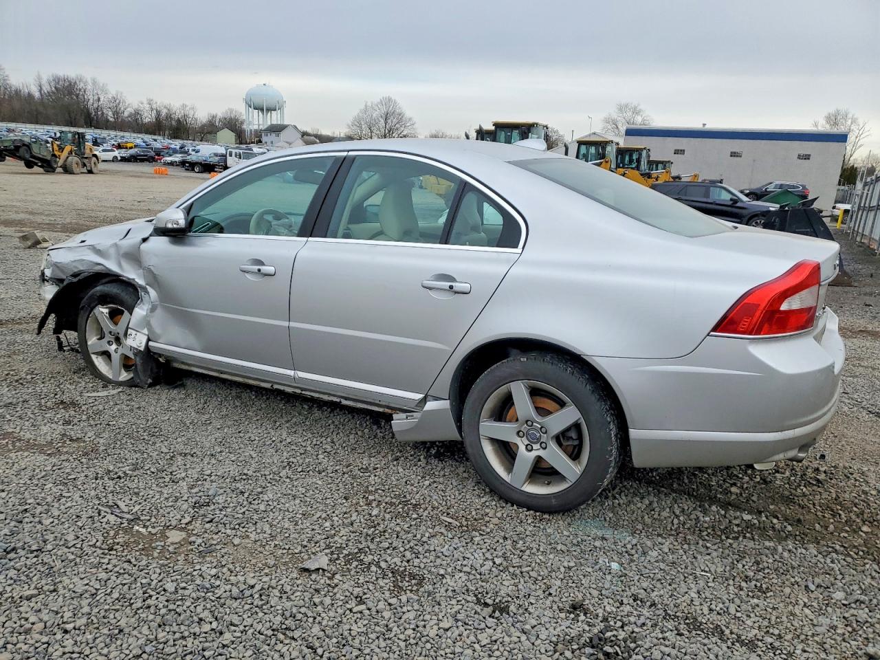 2010 VOLVO S80
