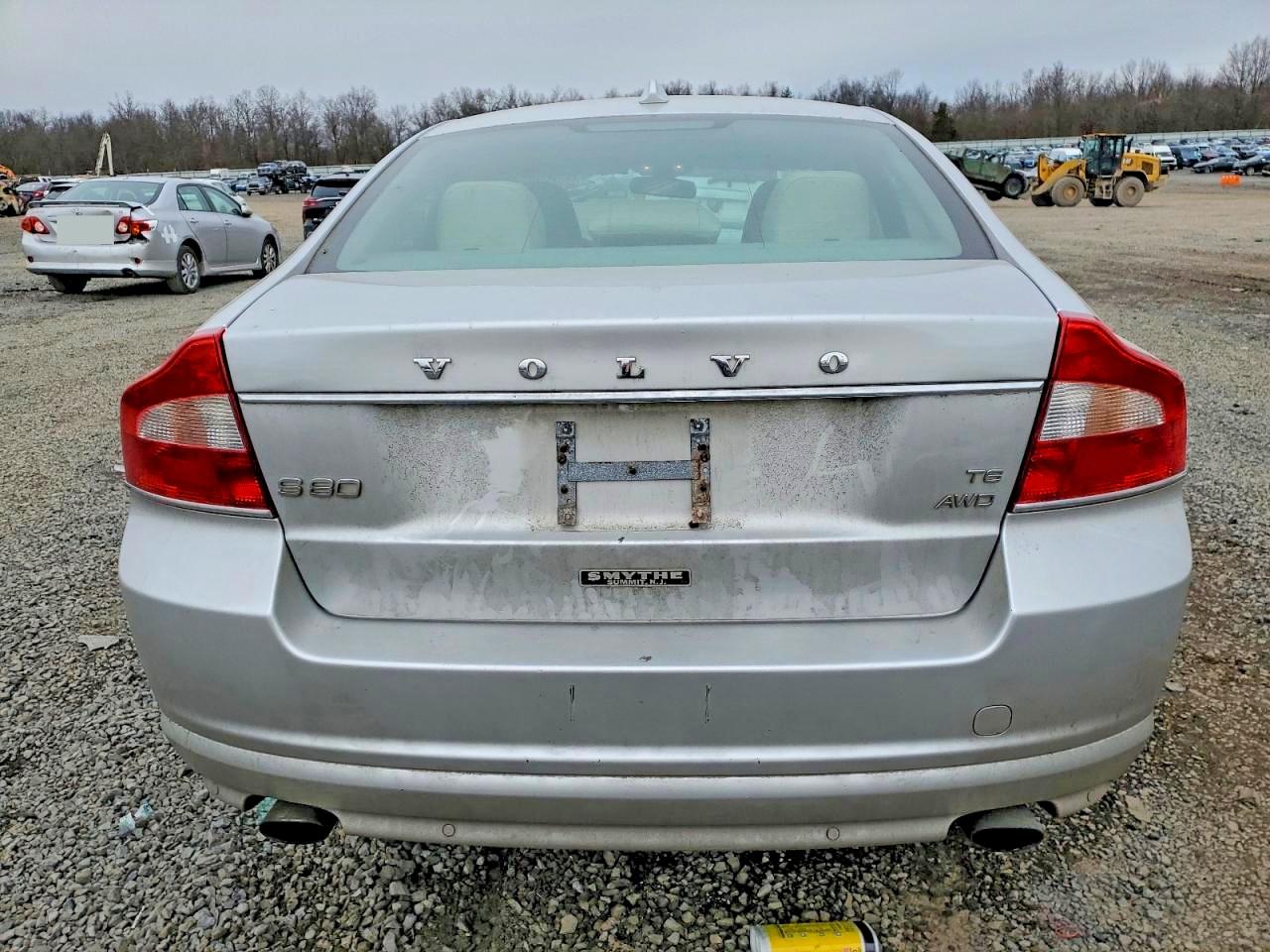 2010 VOLVO S80