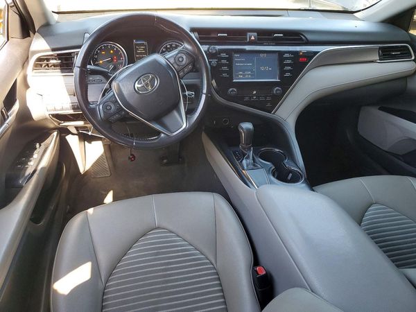 2018 TOYOTA CAMRY