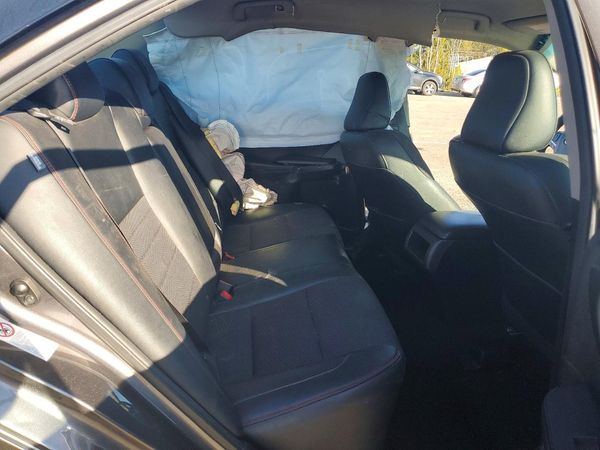 2016 TOYOTA CAMRY