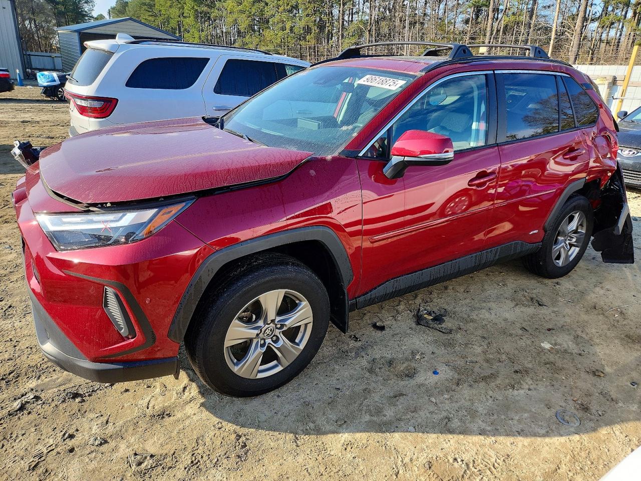 2024 TOYOTA RAV4 XLE