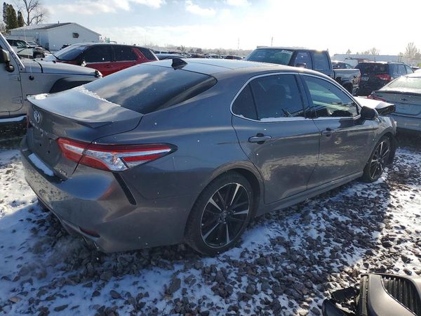 2020 TOYOTA CAMRY