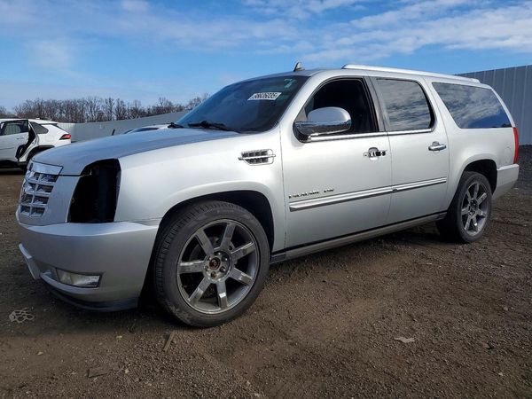2012 CADILLAC ESCALADE