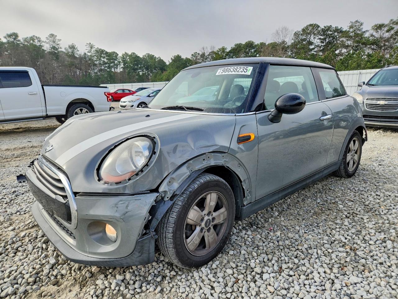 2017 MINI COOPER