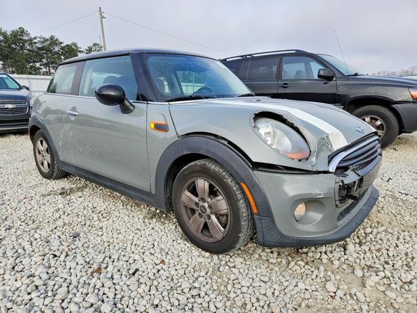 2017 MINI COOPER