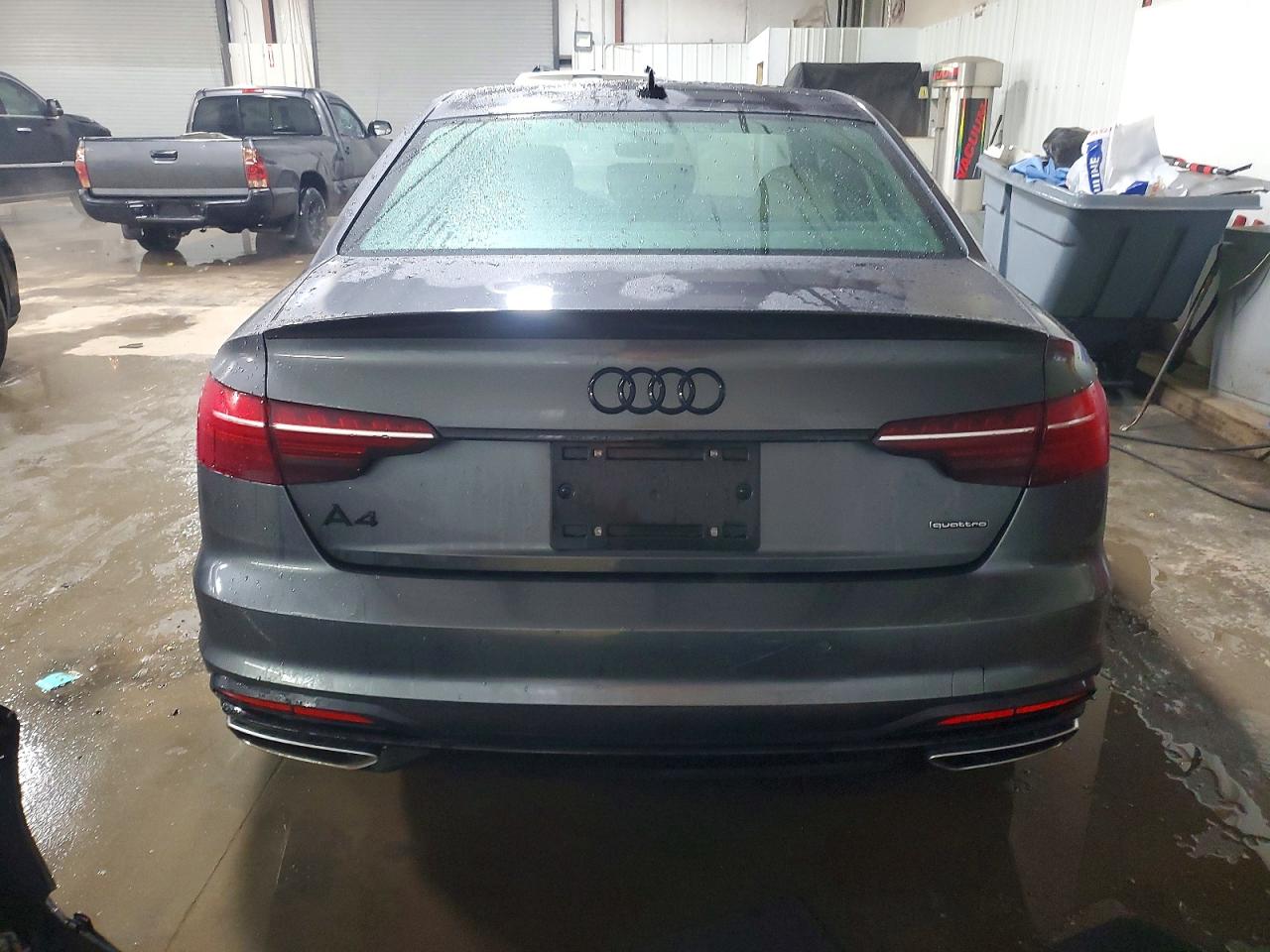 2022 AUDI A4