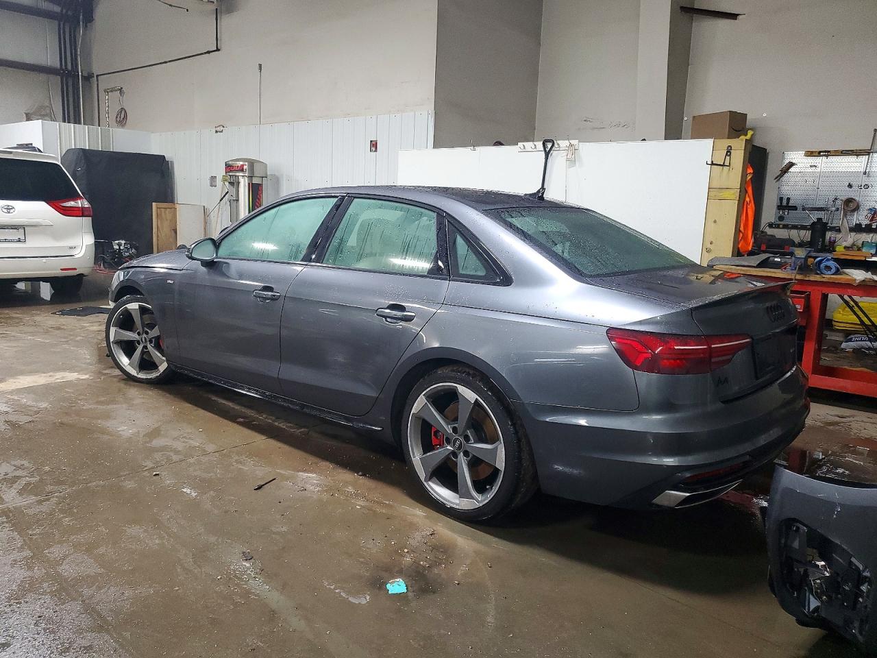 2022 AUDI A4