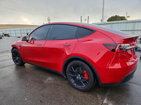 2021 TESLA MODEL Y