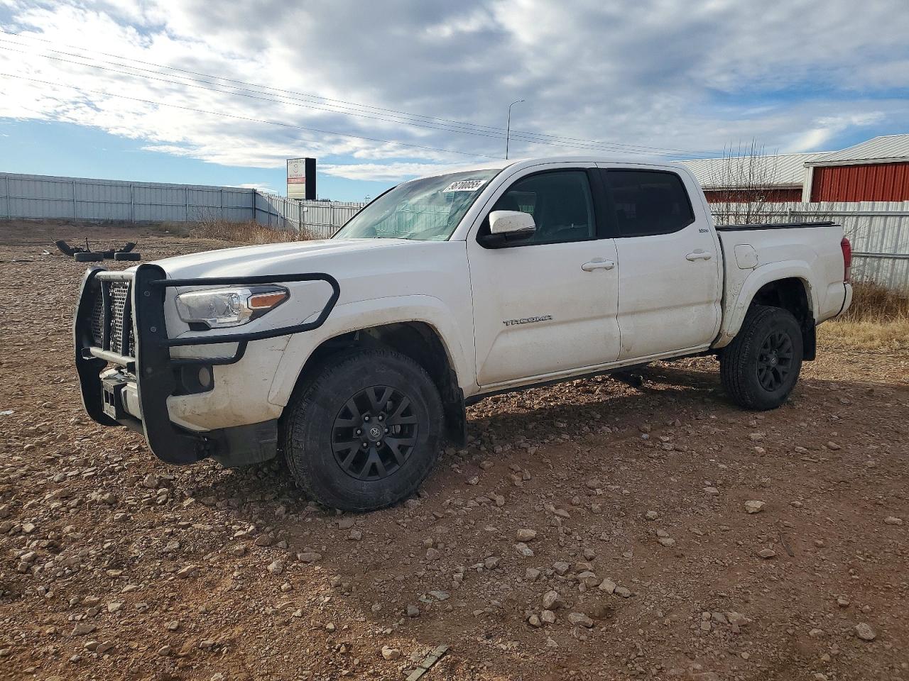 2022 TOYOTA TACOMA SR5