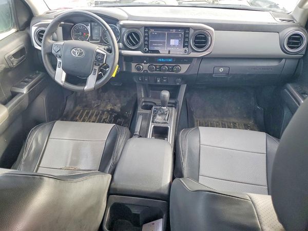 2022 TOYOTA TACOMA SR5
