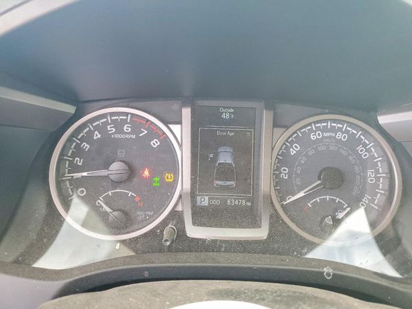 2022 TOYOTA TACOMA SR5