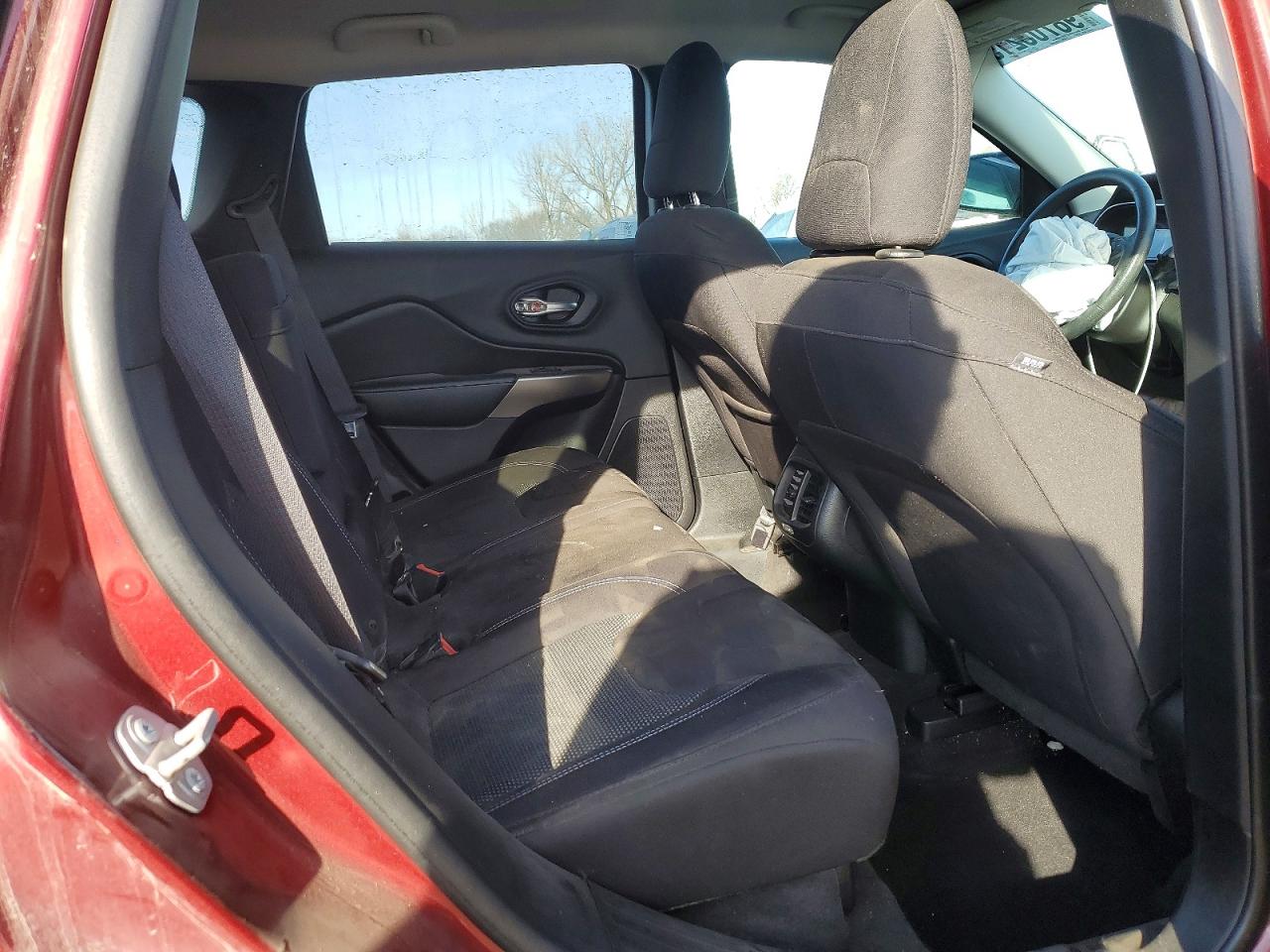 2019 JEEP CHEROKEE LATITUDE 4X4