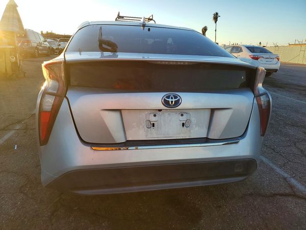 2016 TOYOTA PRIUS One/Two