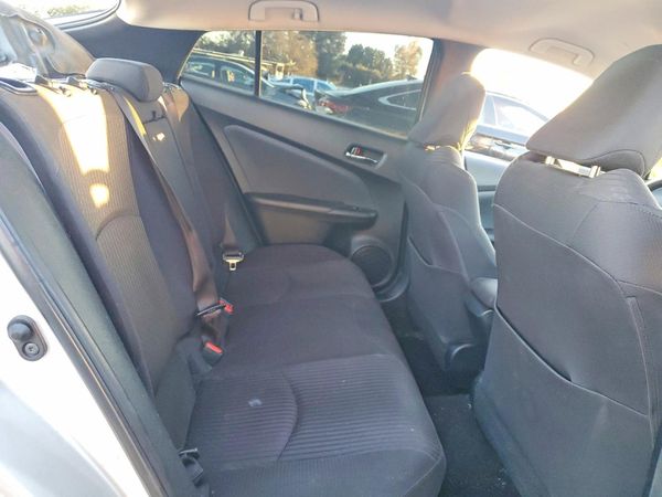 2016 TOYOTA PRIUS One/Two