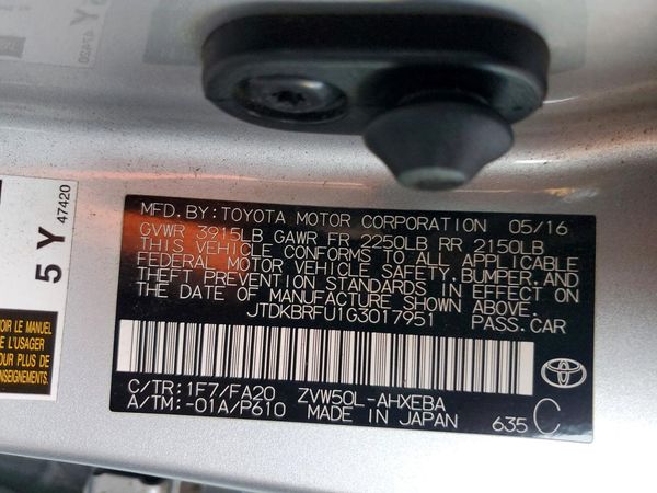 2016 TOYOTA PRIUS One/Two