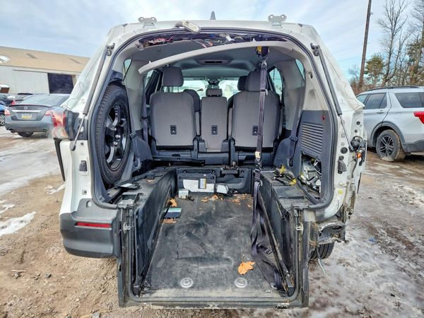 2024 TOYOTA SIENNA