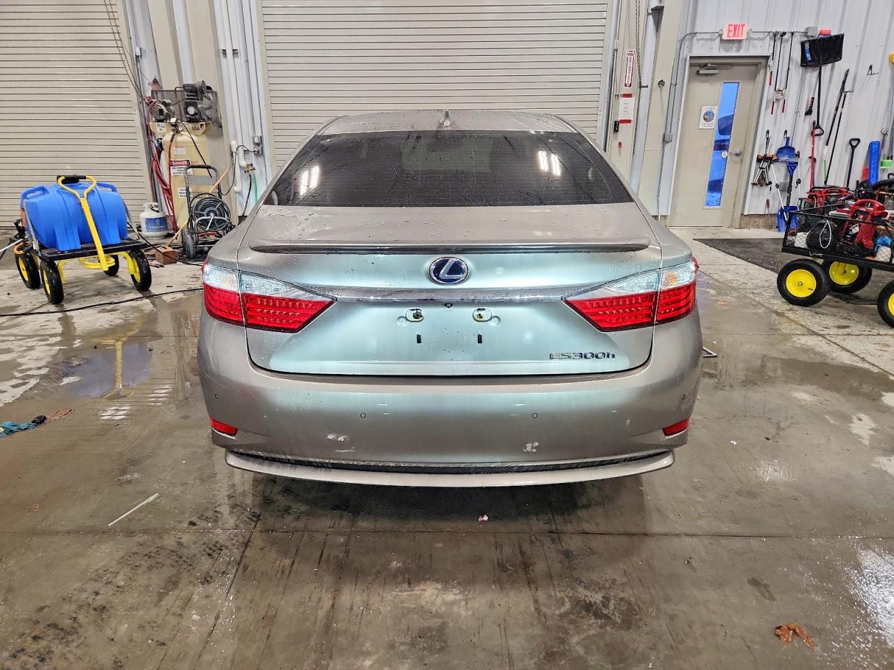 2015 LEXUS ES 300h